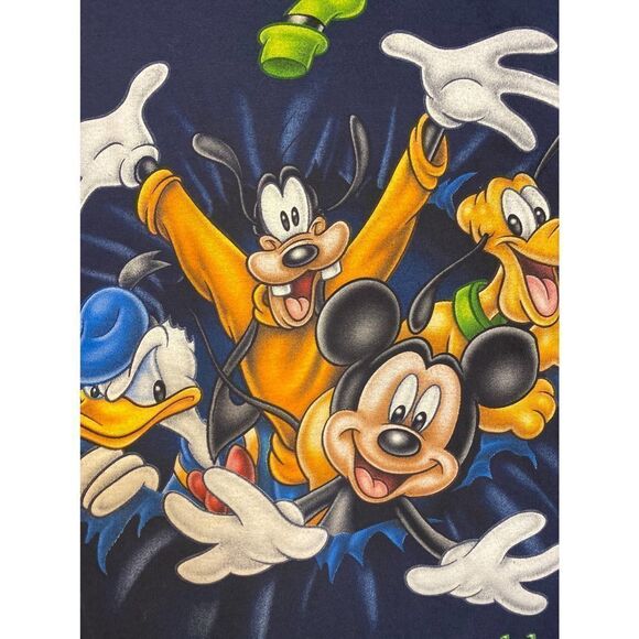 Mickey & Feienda Disneyland T Shirt - Picture 2 of 3